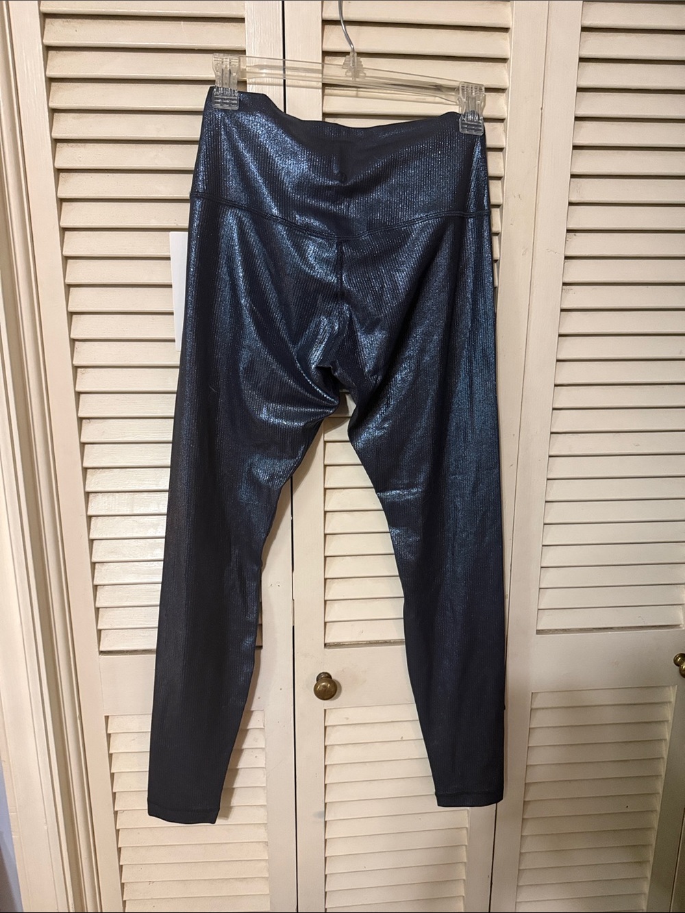 lululemon Align HR Rib Pant 28" in Shiny Black - Picture 4 of 5